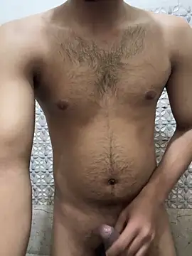 Elegant Guy online show from March 18, 2026, 1:25 pm