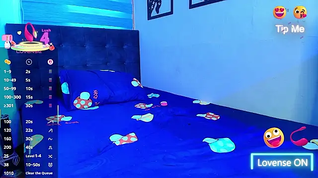 Snapshot of Nikki_Vesper chatting on February 28, 2026, 2:18 pm Nikki Vesper online show from February 28, 2026, 2:18 pm