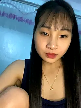 banlinh004 online show from October 23, 2025, 6:28 pm