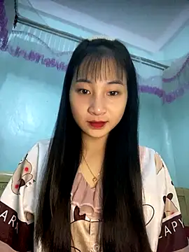 banlinh004 online show from November 1, 2025, 6:15 am