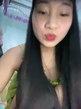 banlinh004 online show from November 2, 2025, 2:30 pm
