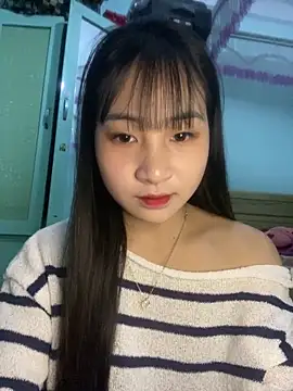 banlinh004 online show from February 21, 2026, 2:51 pm