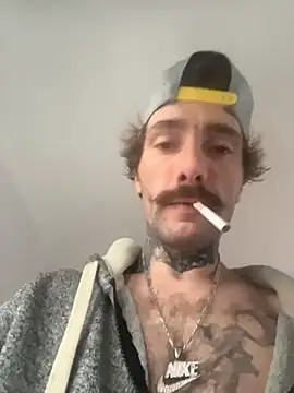 Snapshot of Dufduf233 chatting on October 26, 2025, 1:39 pm Dufduf233 online show from October 26, 2025, 1:39 pm