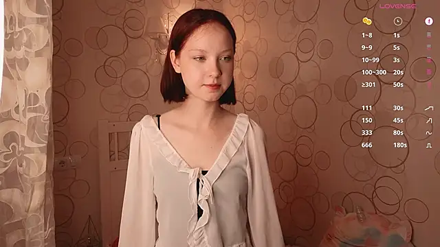 Snapshot of TrishGaugler chatting on October 21, 2025, 7:03 pm TrishGaugler online show from October 21, 2025, 7:03 pm