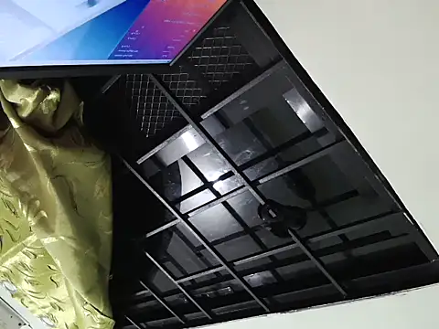 TeaseNPlease 13 online show from November 10, 2025, 1:43 pm