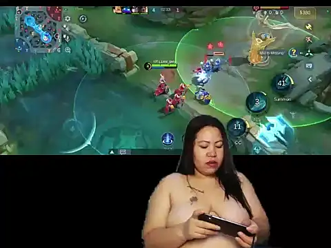 Snapshot of TeaseNPlease_13 chatting on March 18, 2026, 1:36 pm TeaseNPlease 13 online show from March 18, 2026, 1:36 pm