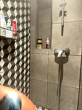 bebecita x online show from October 14, 2025, 6:09 pm