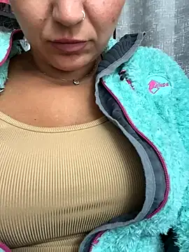 Daiana Andra online show from October 3, 2025, 8:44 am