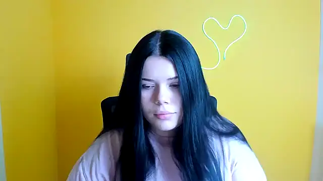 Mona Esty online show from October 18, 2025, 5:25 pm