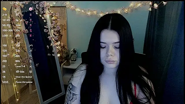 Mona Esty online show from March 5, 2026, 1:18 pm