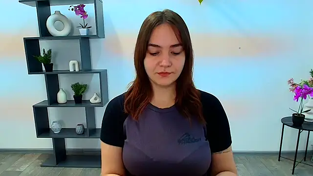 OliviaMontgommery online show from November 15, 2025, 6:22 am