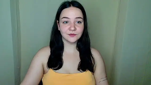 Snapshot of OliviaMontgommery chatting on July 15, 2026, 2:50 am OliviaMontgommery online show from July 15, 2026, 2:50 am