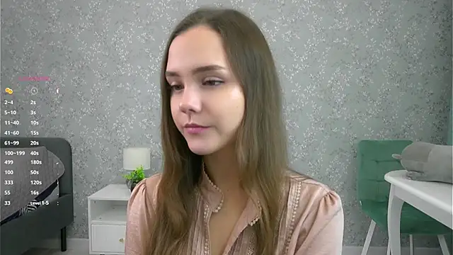 SweetSaraPie online show from October 21, 2025, 6:52 pm