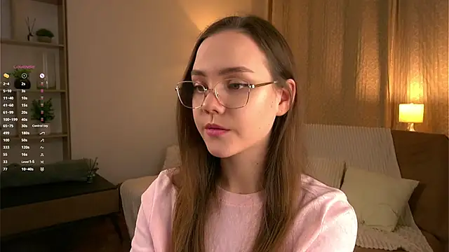 SweetSaraPie online show from February 23, 2026, 5:54 pm