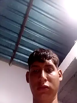 Luisneljc online show from February 20, 2026, 7:21 am