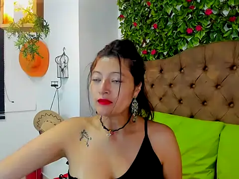 Karla lust online show from October 14, 2025, 1:23 pm