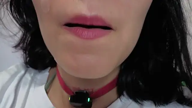 Qadeshoficial online show from February 16, 2026, 8:05 pm