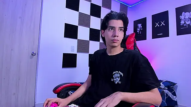 Snapshot of jeycobb chatting on February 27, 2026, 11:43 am jeycobb online show from February 27, 2026, 11:43 am