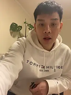 latava online show from October 16, 2025, 5:58 pm