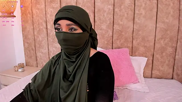  alishaa c online show from May 13, 2026, 4:32 am
