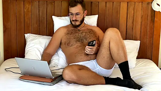 Snapshot of mrmaxiy chatting on May 29, 2026, 5:49 am mrmaxiy online show from May 29, 2026, 5:49 am