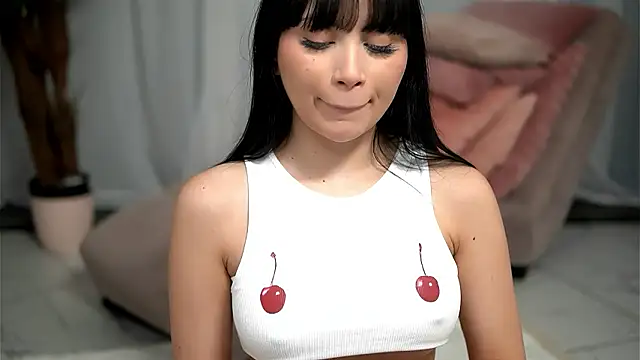 MysticLayla online show from March 18, 2026, 4:15 am