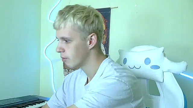 Snapshot of _Timmy_Boy_ chatting on October 5, 2025, 11:08 am  Timmy Boy  online show from October 5, 2025, 11:08 am