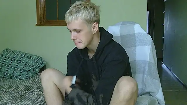 Snapshot of _Timmy_Boy_ chatting on October 20, 2025, 7:20 am  Timmy Boy  online show from October 20, 2025, 7:20 am