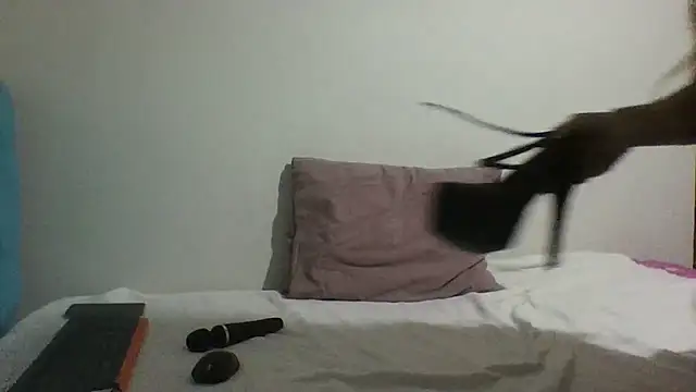 idil kraliceidi online show from November 11, 2025, 5:57 pm