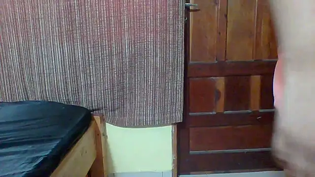 JuicyVixen  online show from March 14, 2026, 8:20 am