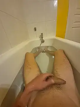 Snapshot of lovefeet84 chatting on October 3, 2025, 3:42 pm lovefeet84 online show from October 3, 2025, 3:42 pm