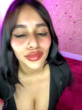 Snapshot of Mis_Saraaxx chatting on October 21, 2025, 6:30 pm Mis Saraaxx online show from October 21, 2025, 6:30 pm