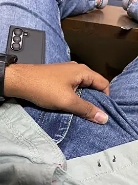 kartik 12098 online show from February 14, 2026, 9:17 am