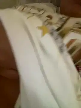 Bionda19 online show from November 5, 2025, 2:06 pm