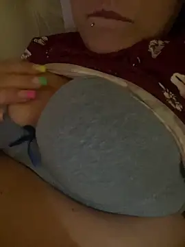 Bionda19 online show from November 9, 2025, 1:31 pm