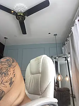 Snapshot of Rose_monroee chatting on July 3, 2026, 2:45 pm Rose monroee online show from July 3, 2026, 2:45 pm