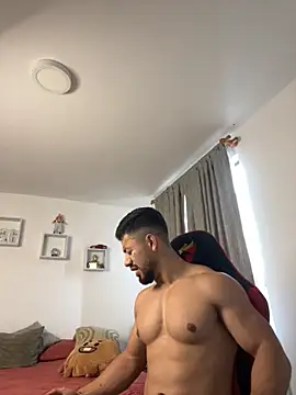 Ezzio Scolaro online show from February 21, 2026, 1:12 pm