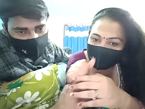 Snapshot of horny_milf_couple chatting on October 19, 2025, 4:40 pm horny milf couple online show from October 19, 2025, 4:40 pm