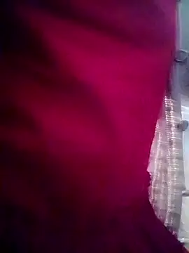 LusiyaGold5 online show from November 5, 2025, 8:31 pm