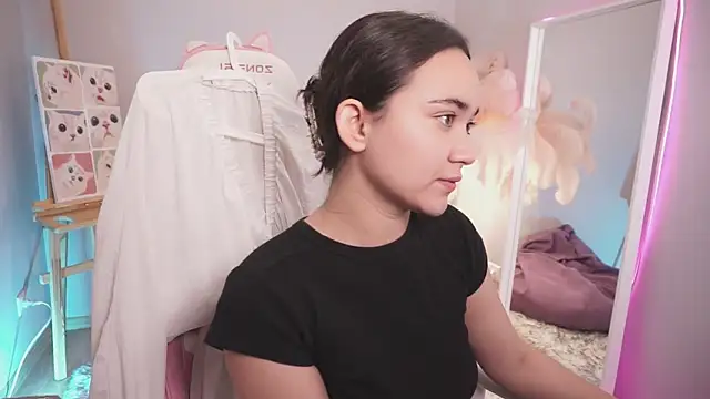 Snapshot of ShadowLotus_ chatting on October 30, 2025, 6:04 am ShadowLotus online show from October 30, 2025, 6:04 am