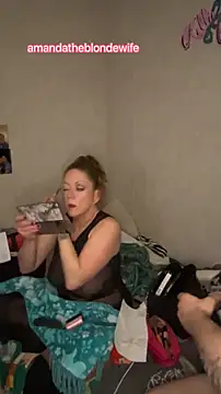 amandatheblondewife online show from April 16, 2026, 12:39 pm