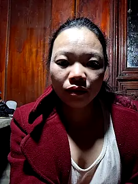 miomio-12 online show from November 15, 2025, 9:00 pm