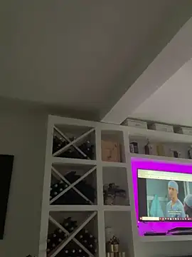 evedanger online show from November 17, 2025, 3:18 pm