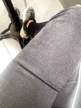 melisss2 online show from October 15, 2025, 8:47 am