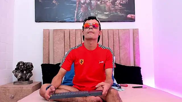 Timothe Evans online show from November 12, 2025, 7:35 pm