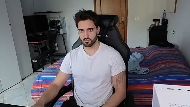 Al3xox02 online show from February 28, 2026, 1:01 pm