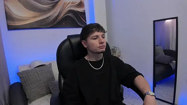 Snapshot of Leoo_Miller chatting on February 10, 2026, 4:38 am Leoo Miller online show from February 10, 2026, 4:38 am