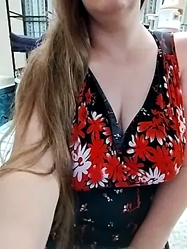 AugustRayn online show from October 13, 2025, 2:17 pm