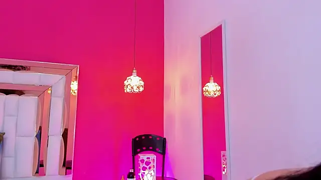 Cameron naughty online show from November 3, 2025, 11:22 am