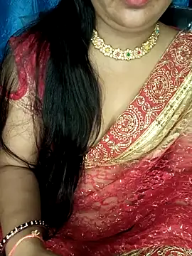 Snapshot of Rashmi_011 chatting on May 15, 2026, 11:12 pm Rashmi 011 online show from May 15, 2026, 11:12 pm